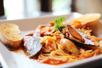 Cosa mangiare a Favignana? La tradizione del tonno e altri piatti tipici